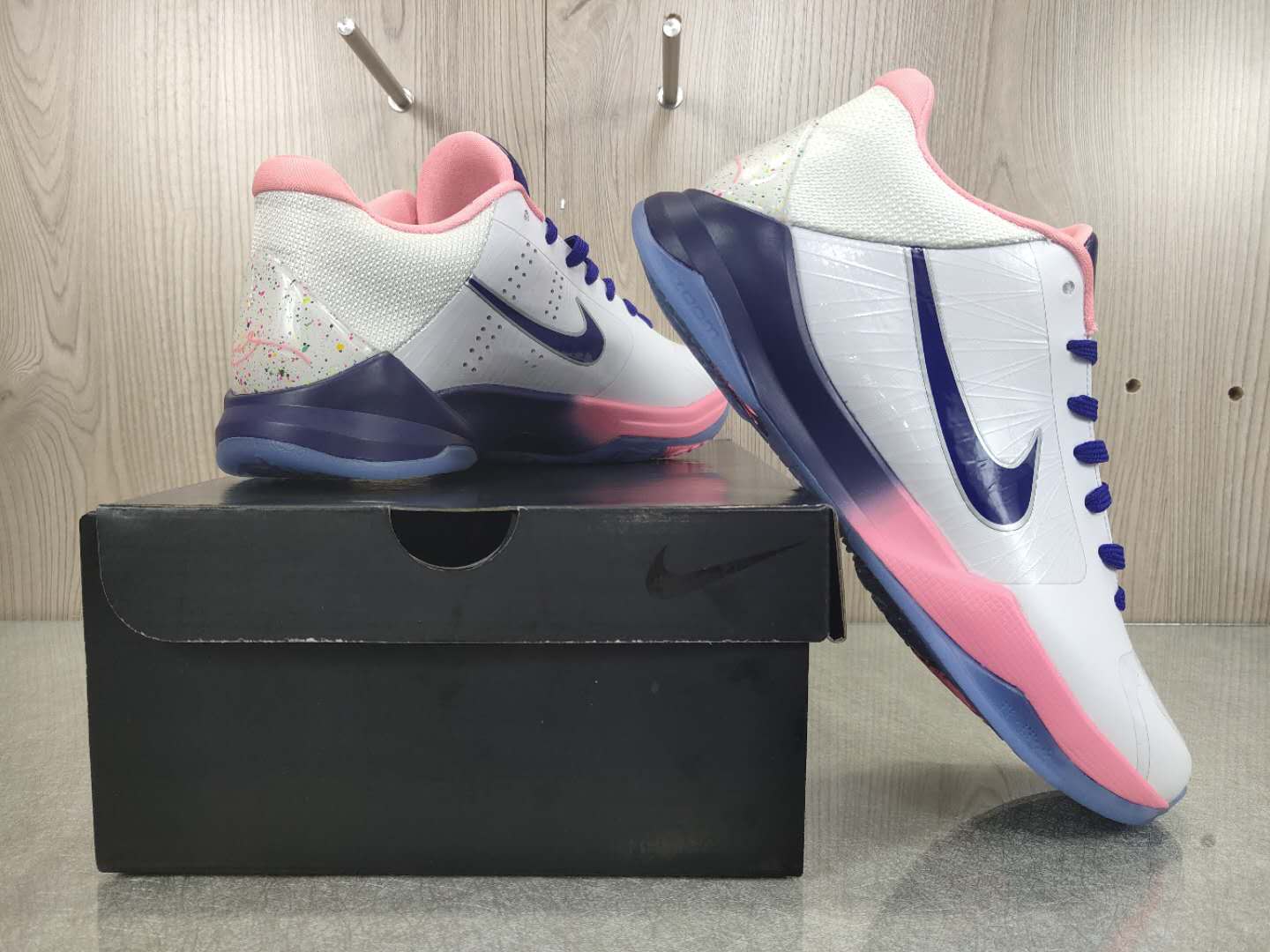 2020 Men Nike Kobe Bryant 5 White Pink Blue Shoes